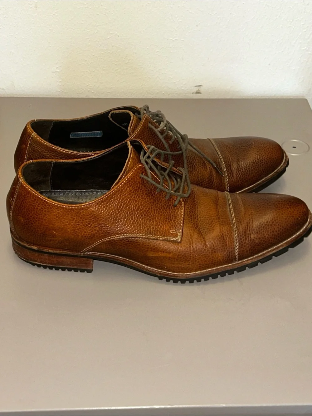 Cole Haan Men's Tan Brown Pebbled Leather Cap-Toe Derby Shoes